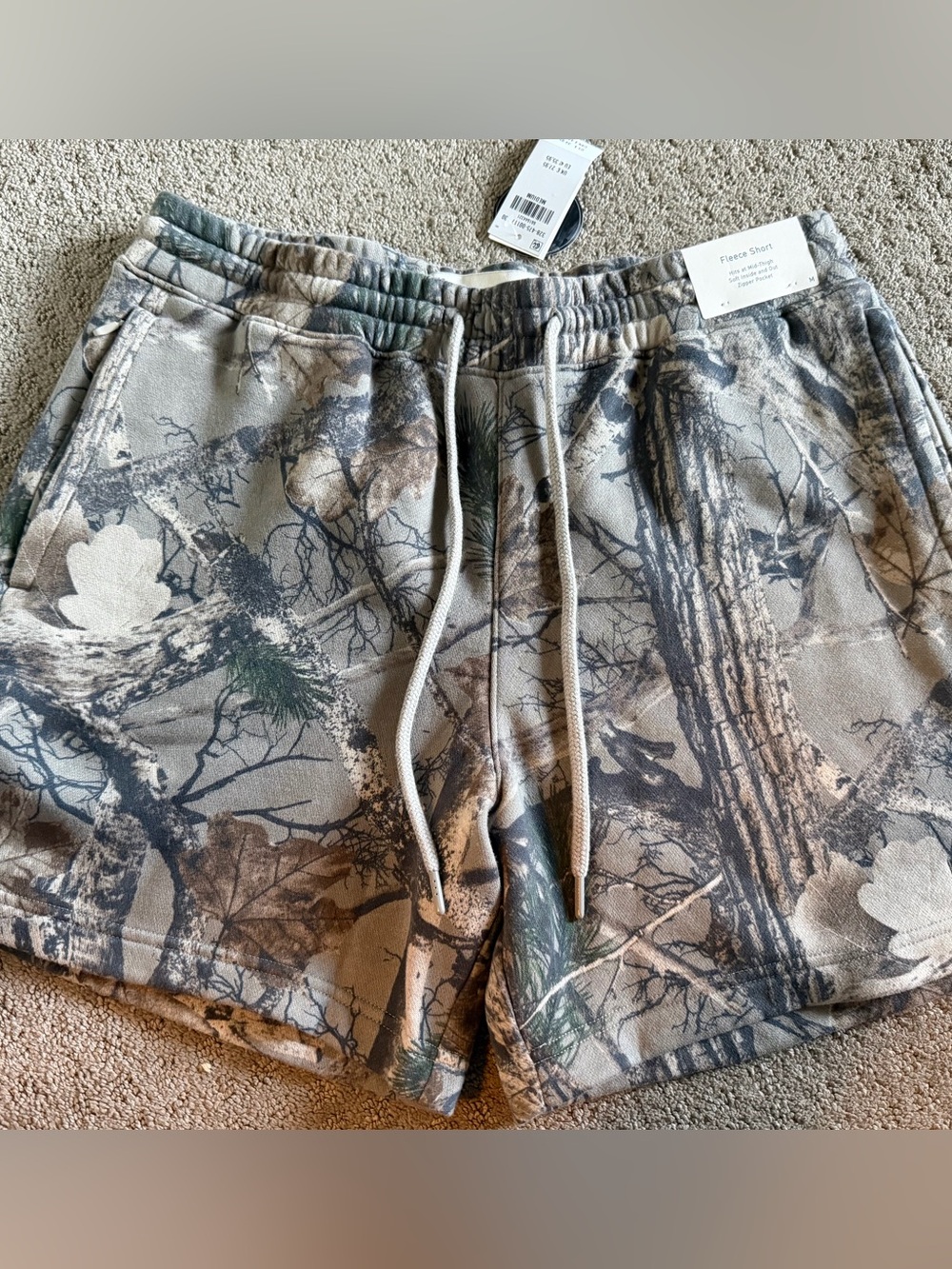 Hollister Men's Camo Print Drawstring Shorts